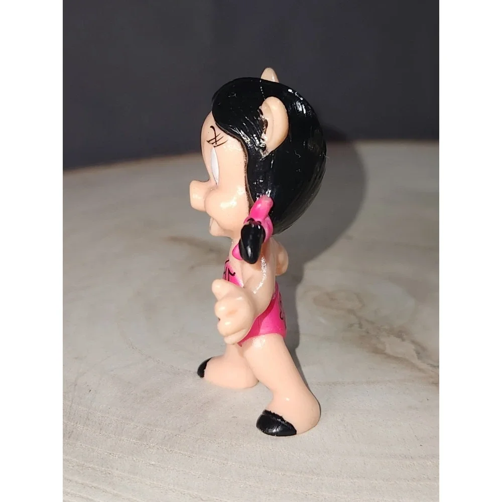 Petunia Pig 1991 Warner Bros Looney Tunes 2.5